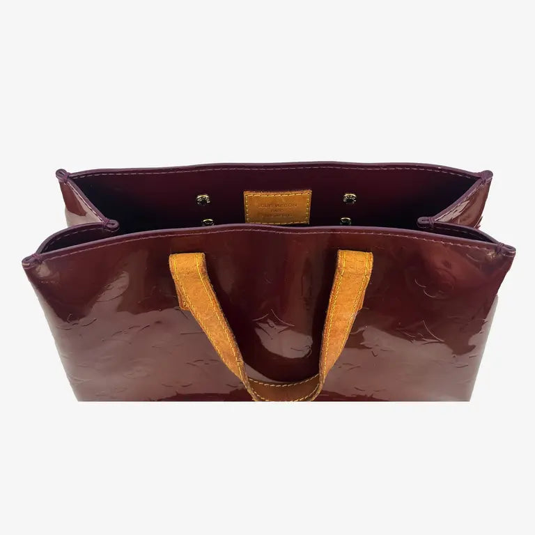 Louis Vuitton Reade Monogram Vernis Amaranth